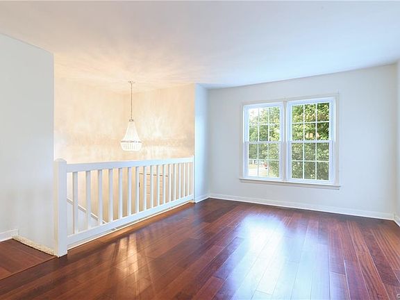 4th image of 6225 Manuel Ct