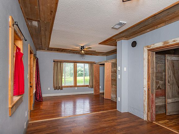 4th image of 1563 Piedmont Ave