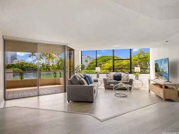 1221 Victoria St APT 301, Honolulu, HI 96814