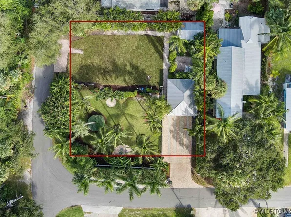 905 SW Saint Lucie Cres, Stuart, FL 34994