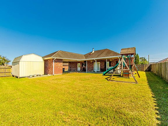 4th image of 457 Donald Dr