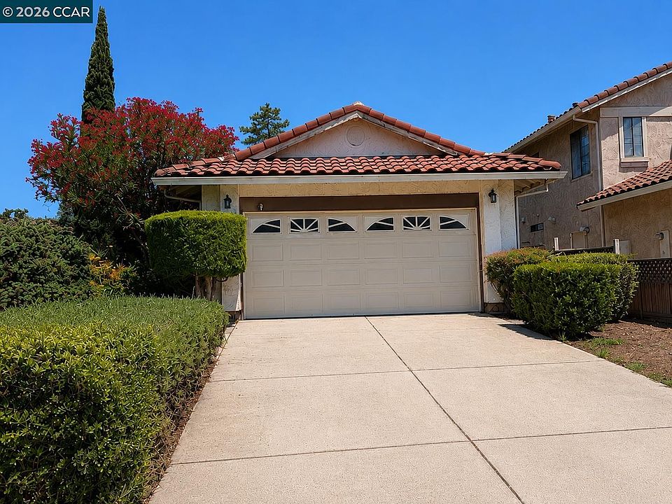 1st image of 2825 Cashew St