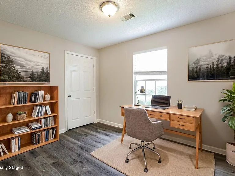 1310 Waterton Trl — Photo 13