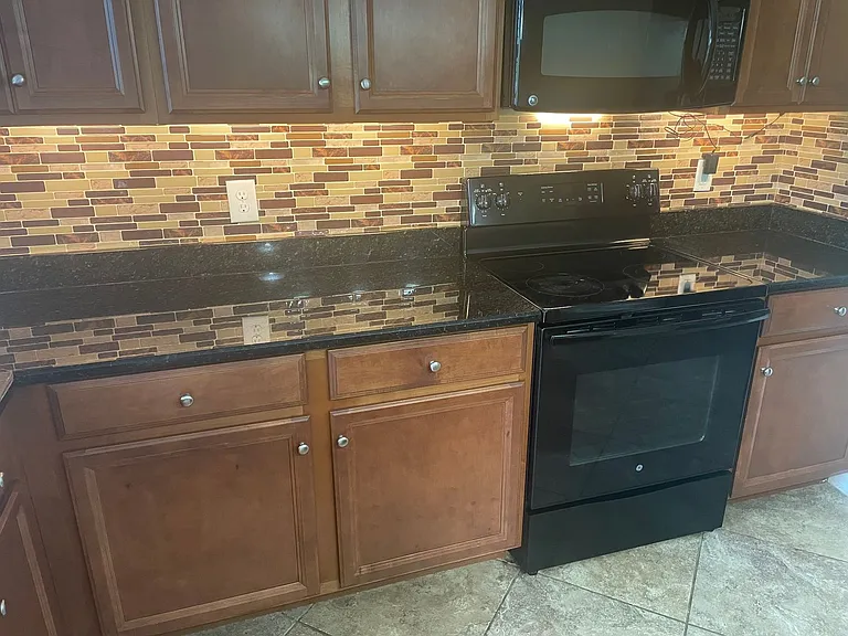 109 Gupton Ct — Photo 8