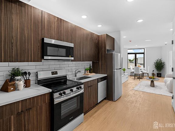 2nd image of 50 Easton Ave #201