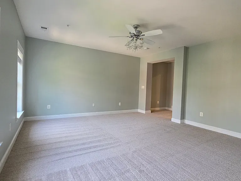 3547 Goddard Way — Photo 20