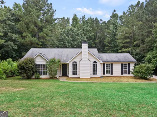 239 Winthrop Dr, Sharpsburg, GA 30277