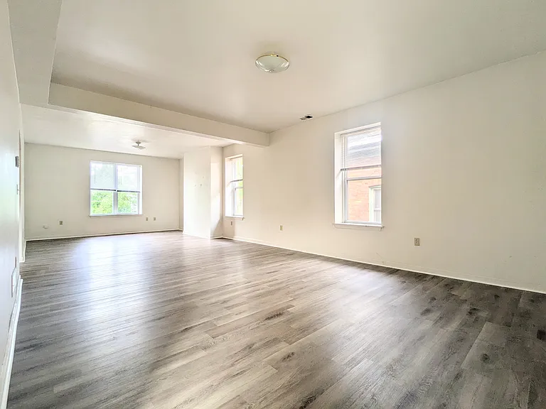 5552 Black St #2 — Photo 3