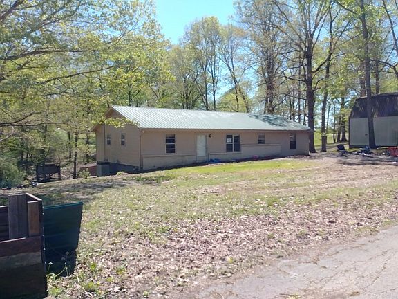 3rd image of 50 Woodland Hills Dr