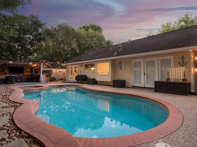 401 Indian Meadow Dr, League City, TX, 77573