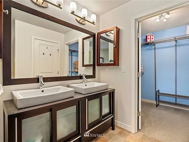 1326 158th Pl SW — Photo 16