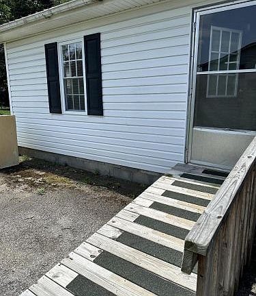 3rd image of 1741 Granby Rd