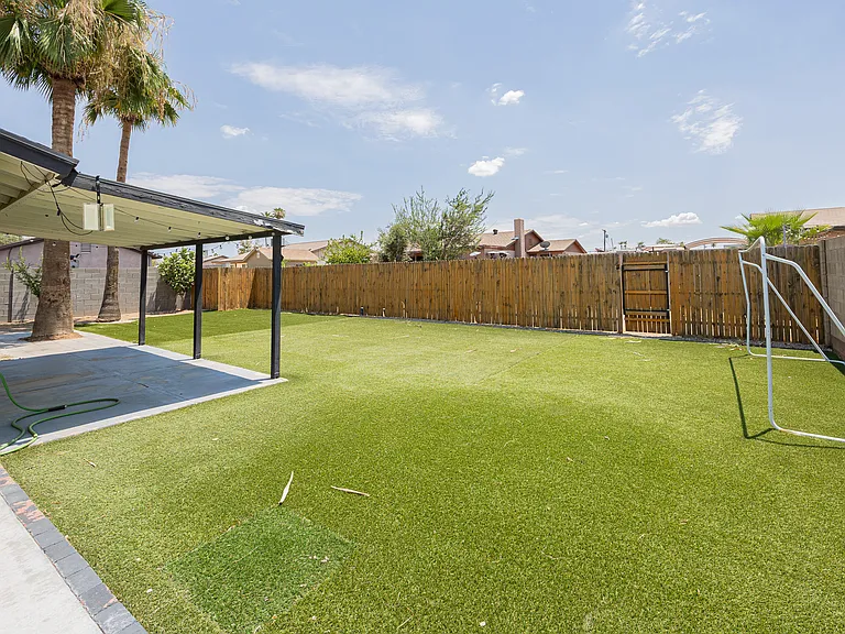 2519 W Vineyard Rd — Photo 25