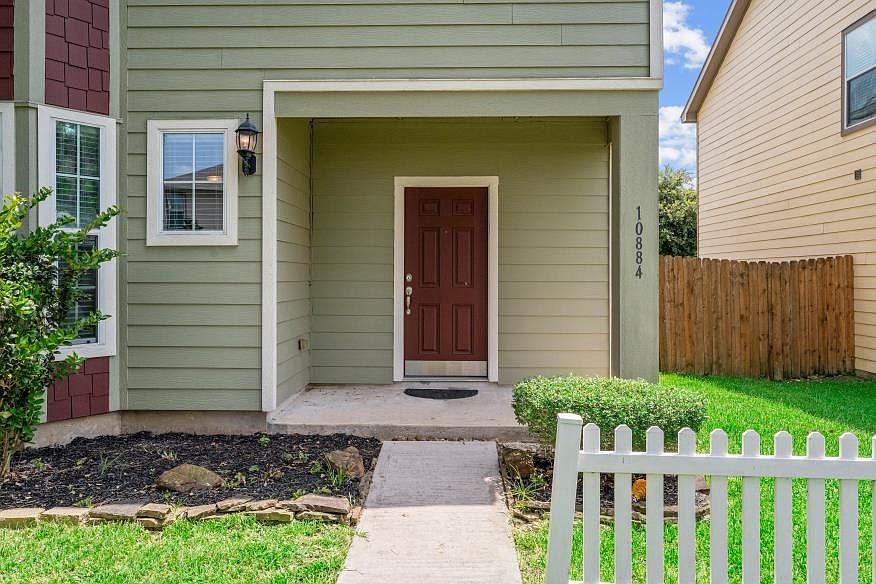 1st image of 10884 S Lake Mist Ln