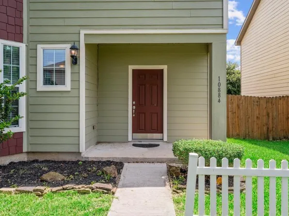 10884 S Lake Mist Ln, Willis, TX 77318
