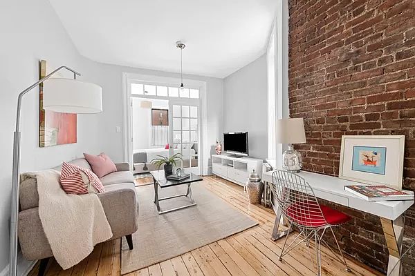 1st image of 628 E 14th St APT 18