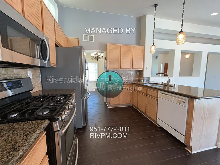 2784 W Via Bello Dr — Photo 6