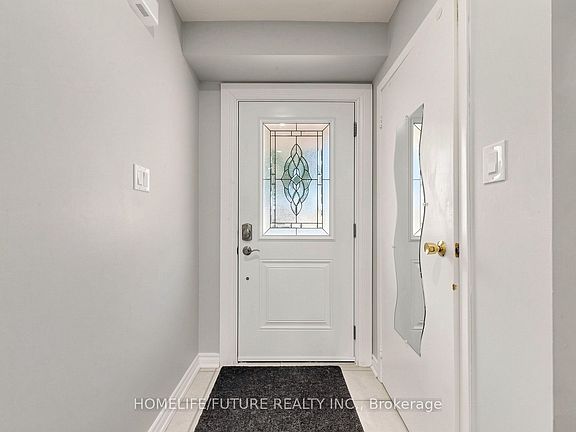 5th image of 168 Large Cres