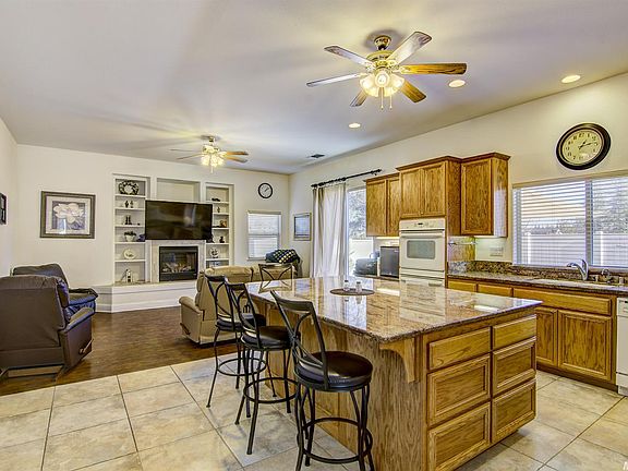 4th image of 8159 Wachtel Way