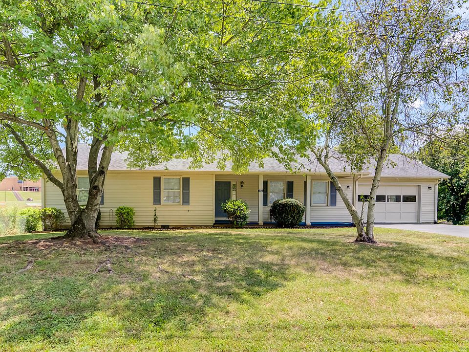 1st image of 95 Cambridge Dr