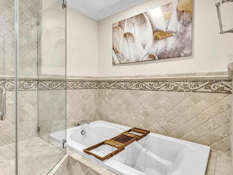 900 Diplomat Pkwy — Photo 10
