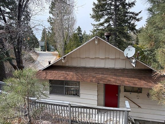 2nd image of 719 Ridge Way