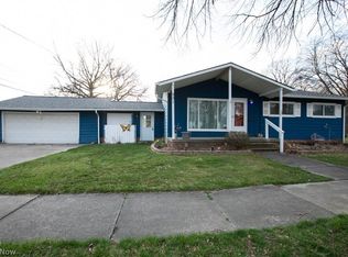 901 Panna Ln, Cleveland, OH