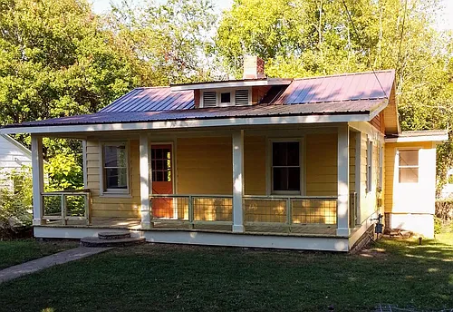 64 Brownwood Ave Photo 1