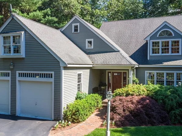 15 Ordway Rd, Hudson, MA 01749