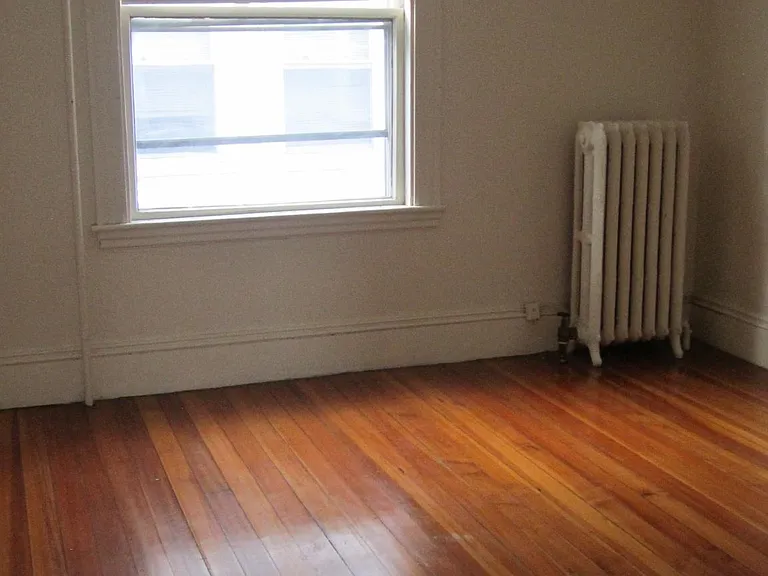 37 Dolphin Ave #2 — Photo 7