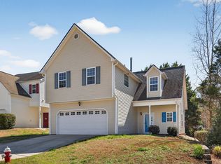 693 Citrus Petal Rd, Fuquay Varina, NC 27526