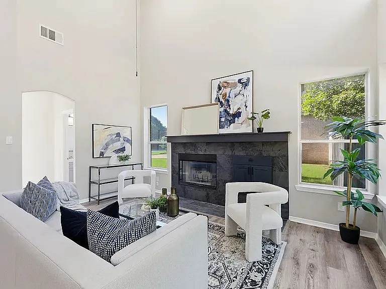 7000 Winthorp Dr — Photo 6