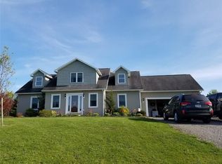 3053 Bailey Rd, Bloomfield, NY 14469