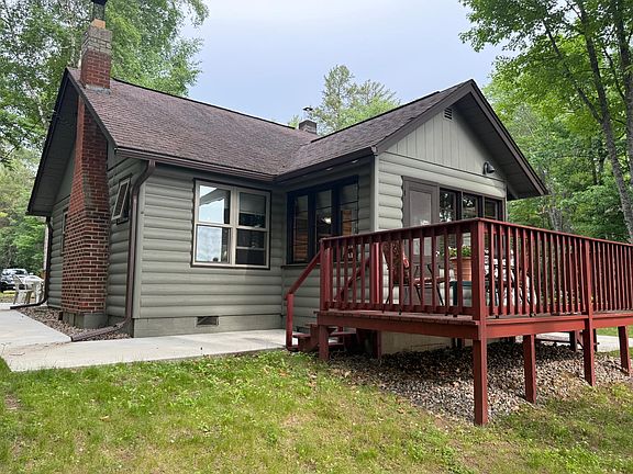 2nd image of 2054 Moon Lake Rd