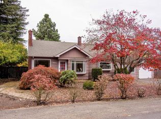 1670 Elkay Dr, Eugene, OR 97404
