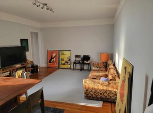 30-95 30th St #5D, Astoria, NY 11102