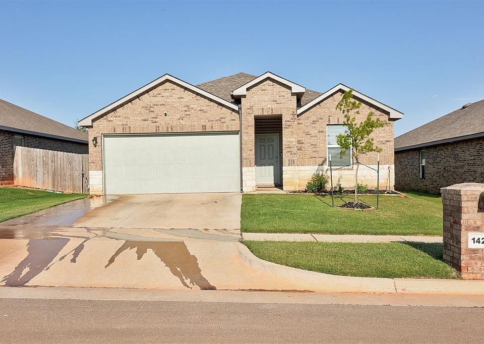 1st image of 14237 Babbling Brook Dr