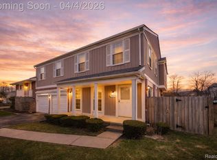 23532 Stonehenge Blvd, Novi, MI
