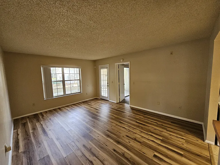 8225 Fairways Cir #1 — Photo 3