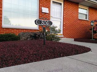 806 Morgan Ave, Belpre, OH 45714