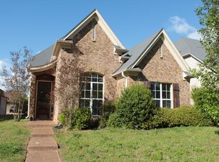 7942 Parkmont Dr, Memphis, TN 38125