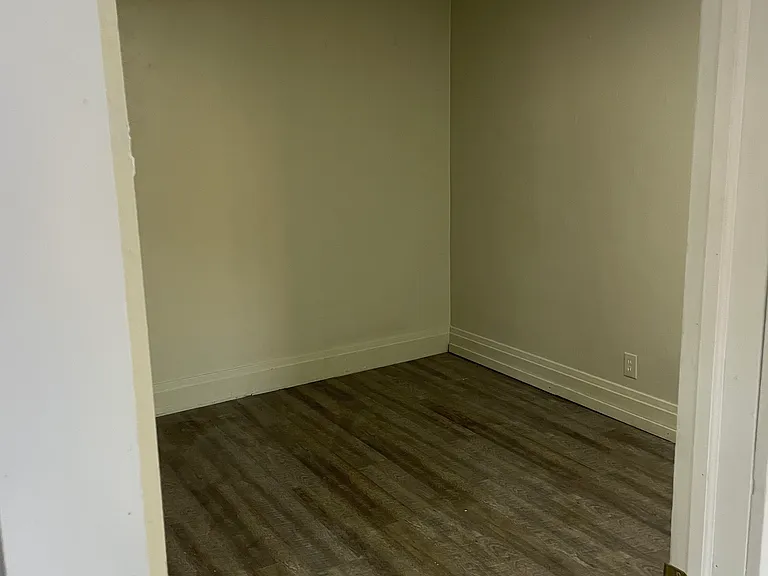 108 Miller St #1 — Photo 7