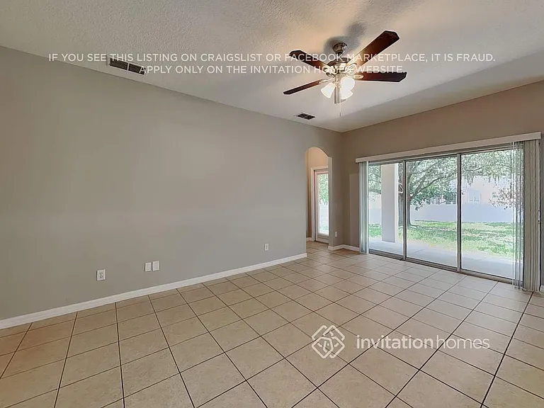 101 Calabria Springs Cv — Photo 18