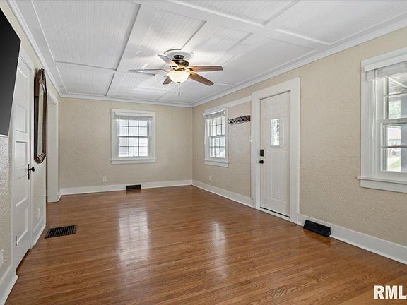 5th image of 517 S Feldkamp Ave