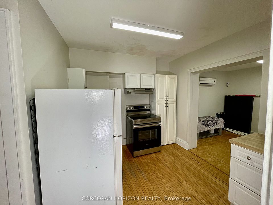 1st image of 2257 Dundas St W #3