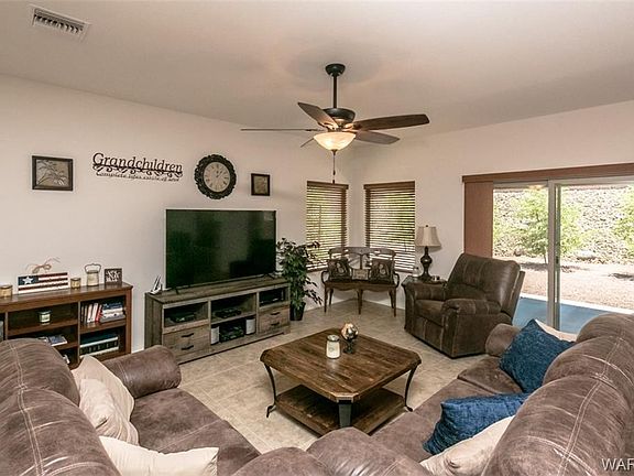 4th image of 2558 Joshua Tree Ln