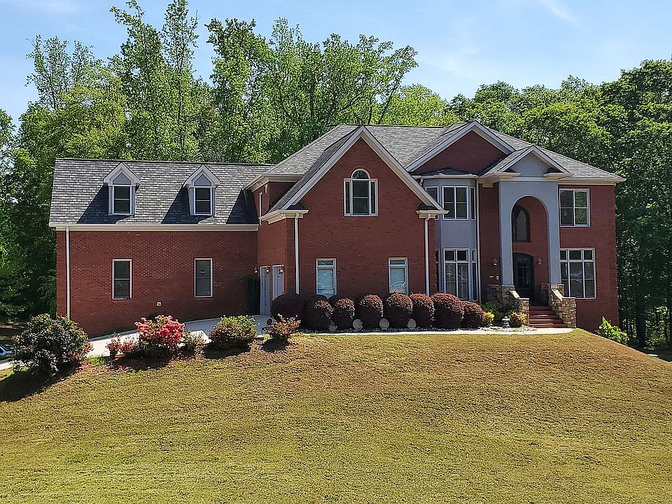 2nd image of 1745 Elliott Rd