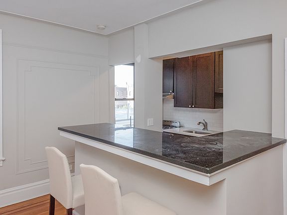 2nd image of 2598 36th St APT 5J