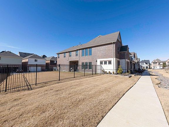 4th image of 7245 San Saba Dr