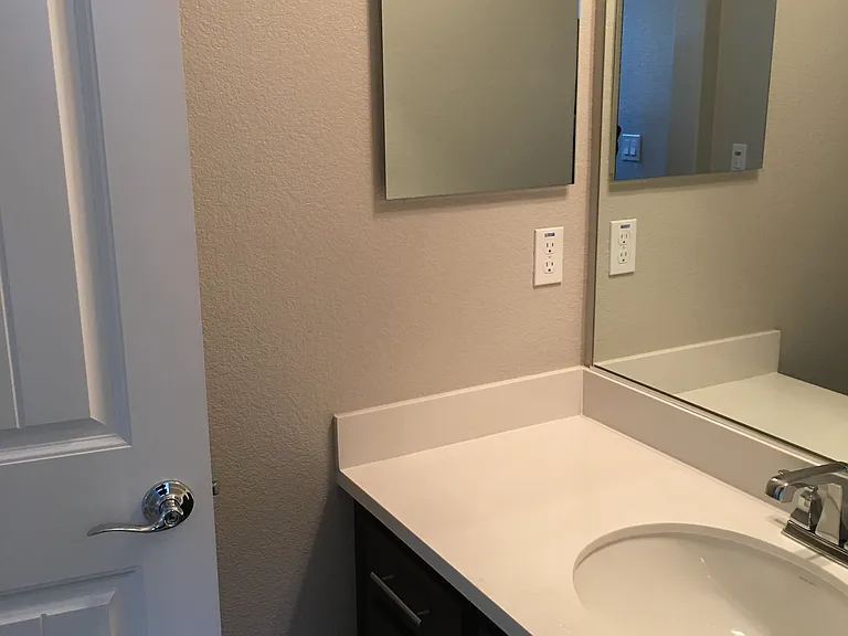 706 Tilton Dr — Photo 5